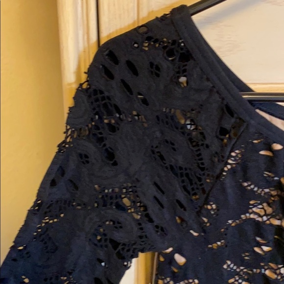 Guess Lace Top - Picture 5 of 6